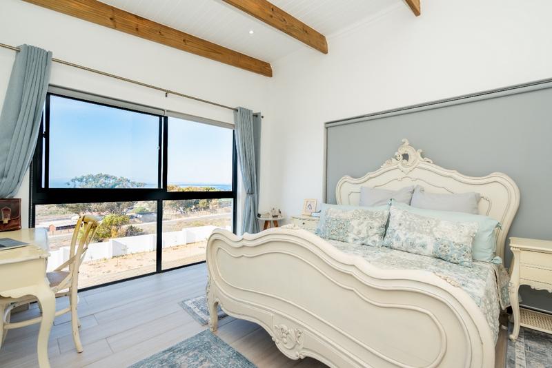 4 Bedroom Property for Sale in Sandy Point Western Cape